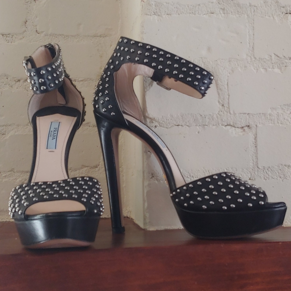Prada studded peep toe stiletto sandals - Picture 2 of 4